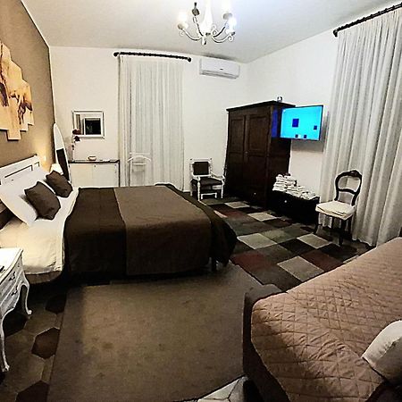 Casa Ferrari Testaccio E Trastevere Wi-Fi Free روما المظهر الخارجي الصورة