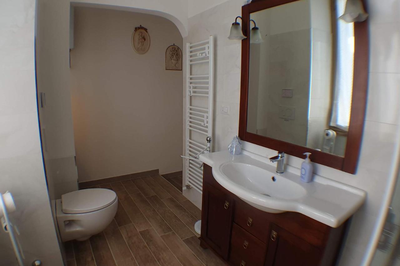 Casa Ferrari Testaccio E Trastevere Wi-Fi Free روما المظهر الخارجي الصورة
